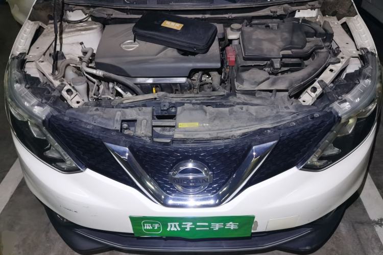 Used Nissan Qashqai 2016 2.0L CVT Elite Edition Engine Bay