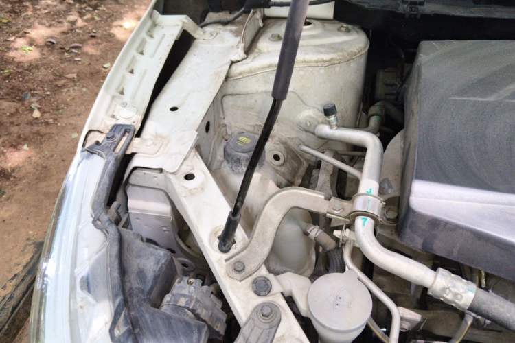Used Nissan Qashqai 2016 2.0L CVT Luxury Edition Engine Bay Right