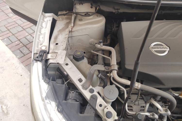 Used Nissan Qashqai 2016 2.0L CVT Luxury Edition Engine Bay Right