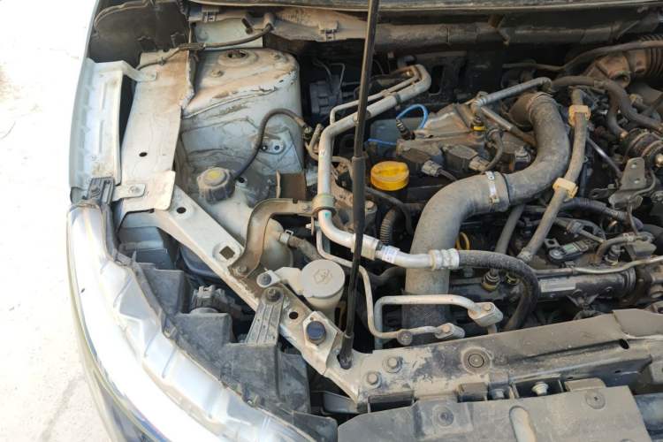 Used Nissan Qashqai 2016 1.2T CVT Fashion Edition Engine Bay Right