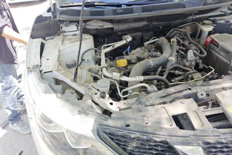 Used Nissan Qashqai 2016 1.2T Manual Fashion Edition Engine Bay Right