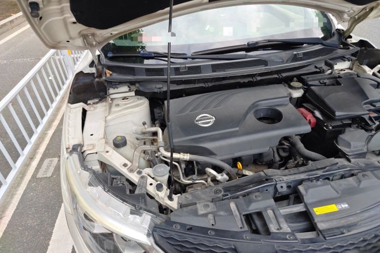 Used Nissan Qashqai 2016 2.0L CVT Luxury Edition Engine Bay Right