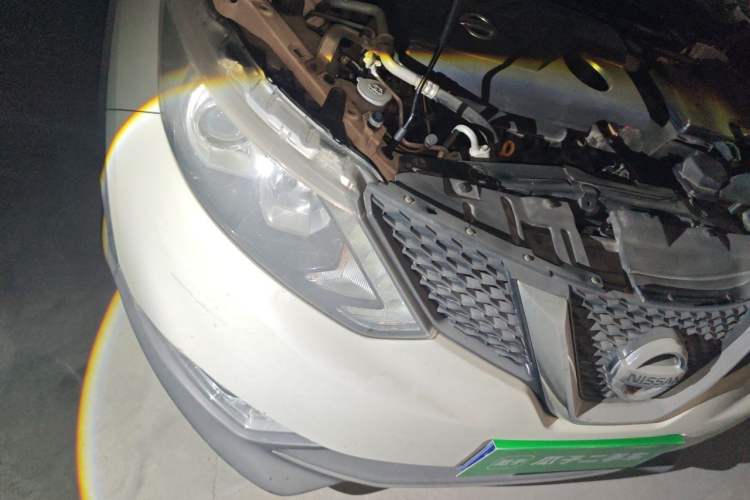 Used Nissan Qashqai 2016 2.0L CVT Elite Edition Engine Bay Right