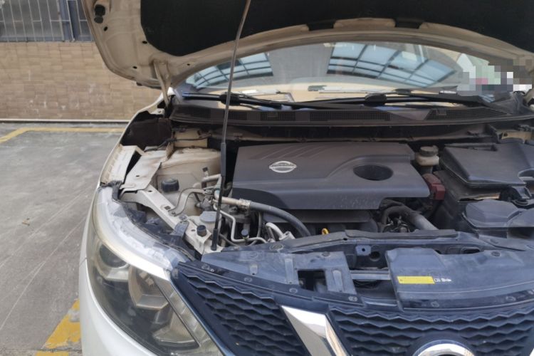 Used Nissan Qashqai 2016 2.0L CVT Luxury Edition Engine Bay Right