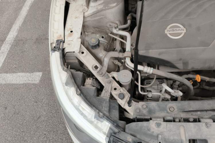 Used Nissan Qashqai 2016 2.0L CVT Luxury Edition Engine Bay Right