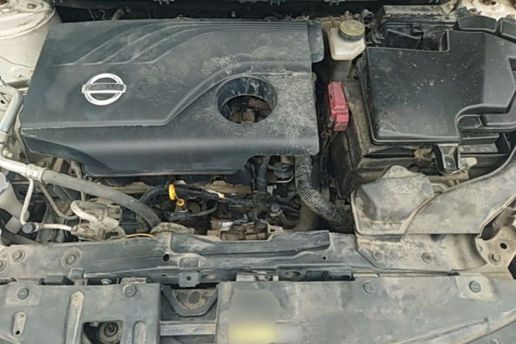 Used Nissan Qashqai 2016 2.0L CVT Elite Edition Engine Bay