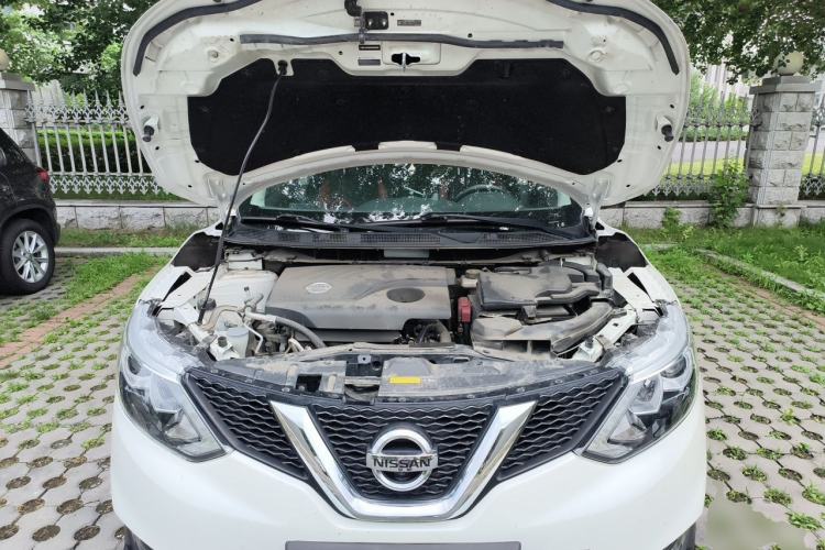 Used Nissan Qashqai 2016 2.0L CVT Luxury Edition Engine Bay