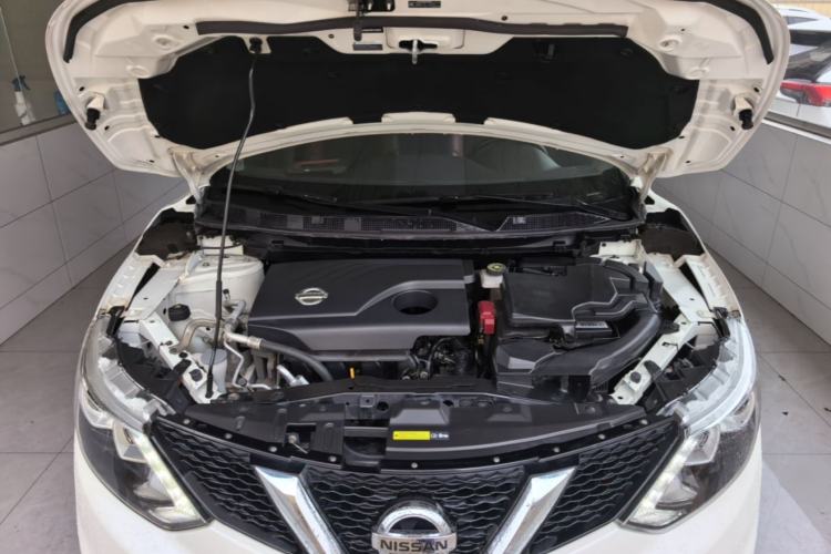 Used Nissan Qashqai 2016 2.0L CVT Luxury Edition Engine Bay