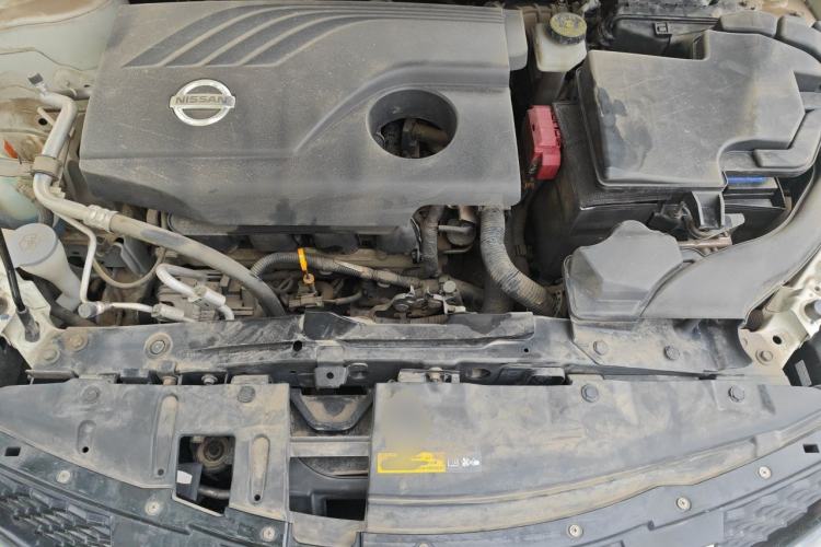 Used Nissan Qashqai 2016 2.0L CVT Elite Edition Engine Bay