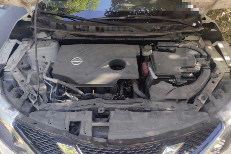 Used Nissan Qashqai 2016 2.0L CVT Elite Edition Engine Bay
