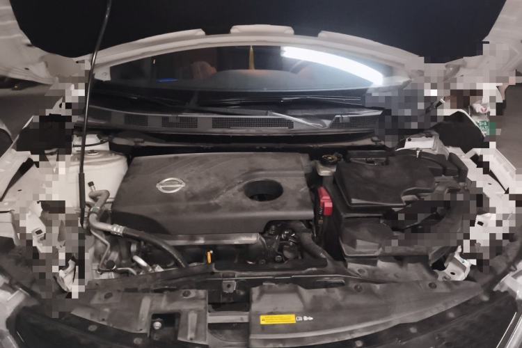Used Nissan Qashqai 2016 2.0L CVT Elite Edition Engine Bay