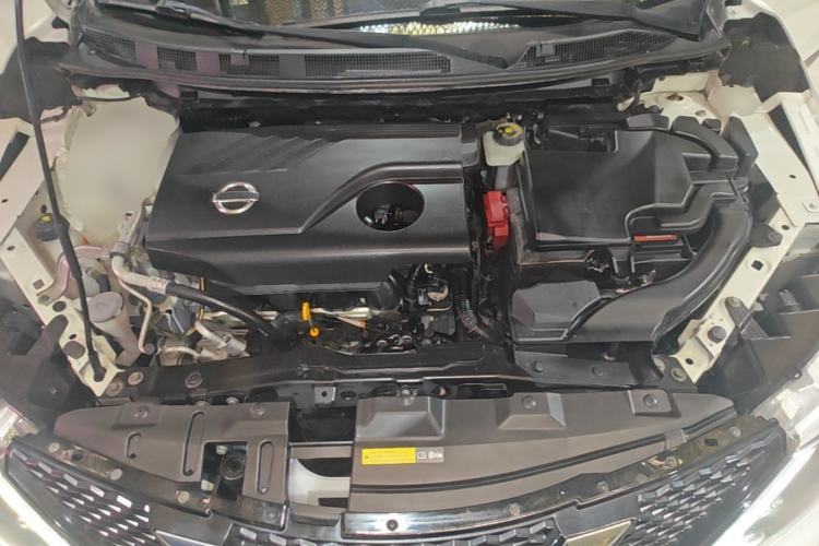 Used Nissan Qashqai 2016 2.0L CVT Elite Edition Engine Bay