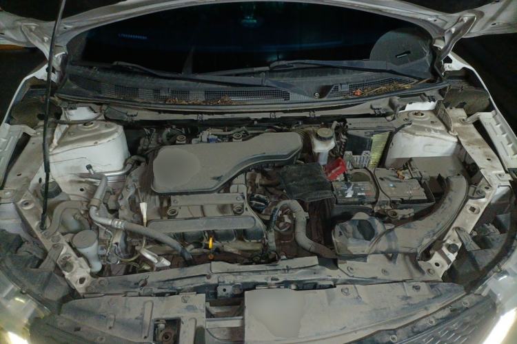 Used Nissan Qashqai 2016 2.0L CVT Elite Edition Engine Bay
