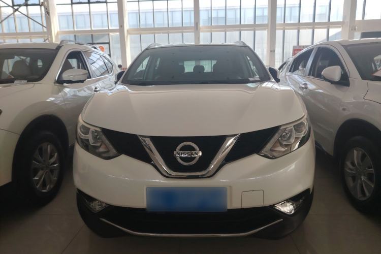 Used Nissan Qashqai 2016 2.0L CVT Elite Edition Exterior 1