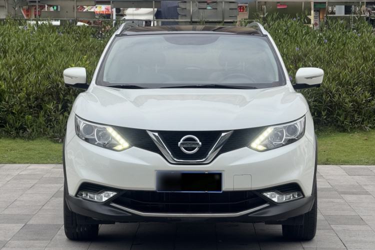Used Nissan Qashqai 2016 2.0L CVT Luxury Edition Exterior 1