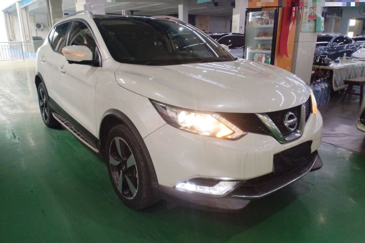 Used Nissan Qashqai 2016 2.0L CVT Luxury Edition Exterior 1