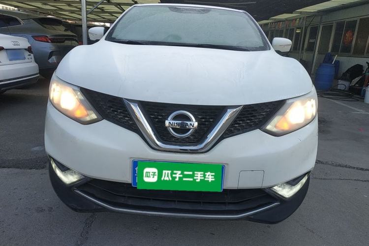 Used Nissan Qashqai 2016 2.0L CVT Elite Edition Exterior 1