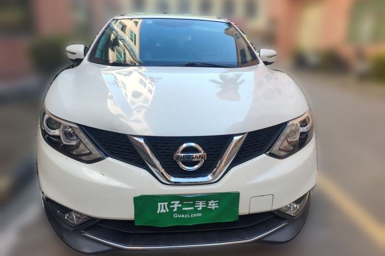 Used Nissan Qashqai 2016 2.0L CVT Elite Edition Exterior 1