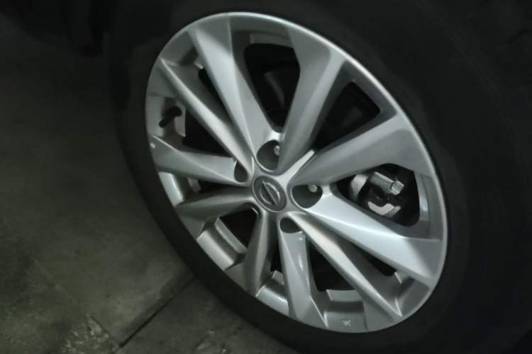 Used Nissan Qashqai 2016 2.0L CVT Elite Edition Exterior 1
