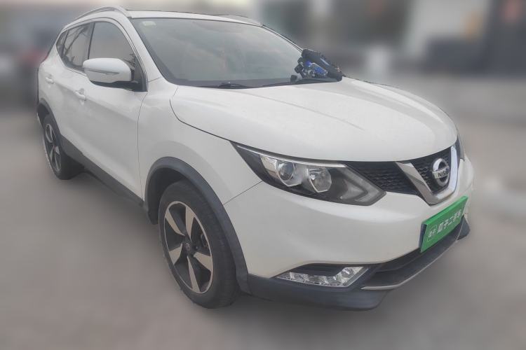 Used Nissan Qashqai 2016 2.0L CVT Leading Edition Exterior 2