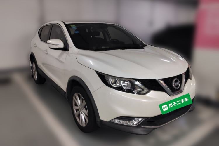 Used Nissan Qashqai 2016 2.0L CVT Elite Edition Exterior 2