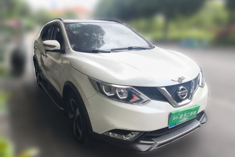 Used Nissan Qashqai 2016 2.0L CVT Luxury Edition Exterior 2