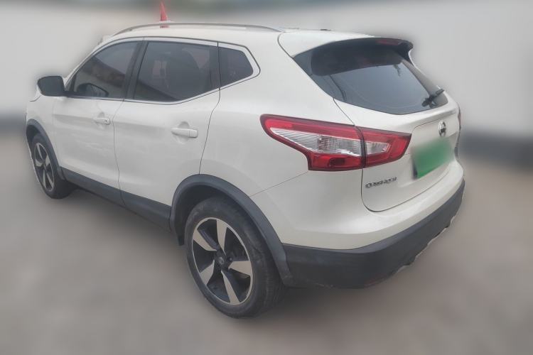 Used Nissan Qashqai 2016 2.0L CVT Leading Edition Exterior 3