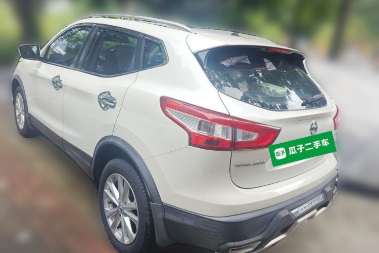 Used Nissan Qashqai 2016 2.0L CVT Elite Edition Exterior 3