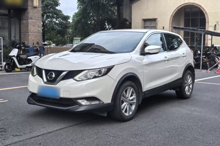 Used Nissan Qashqai 2016 2.0L CVT Elite Edition Exterior 5