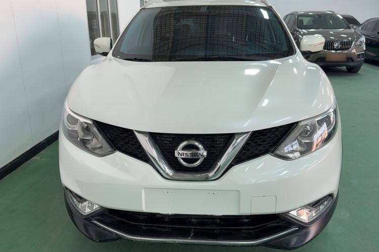Used Nissan Qashqai 2016 2.0L CVT Elite Edition Exterior 5