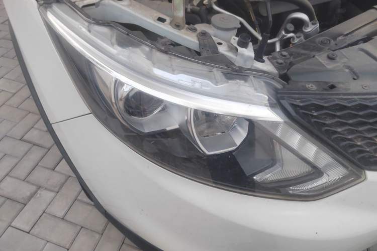 Used Nissan Qashqai 2016 2.0L CVT Leading Edition Exterior 6