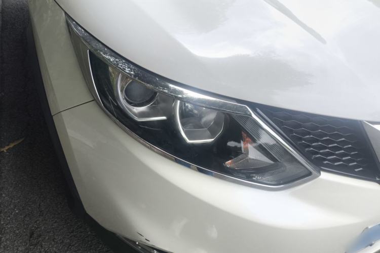 Used Nissan Qashqai 2016 2.0L CVT Luxury Edition Exterior 6