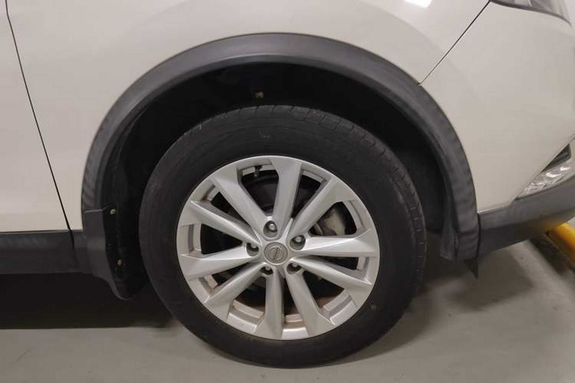 Used Nissan Qashqai 2016 2.0L CVT Elite Edition Exterior 7
