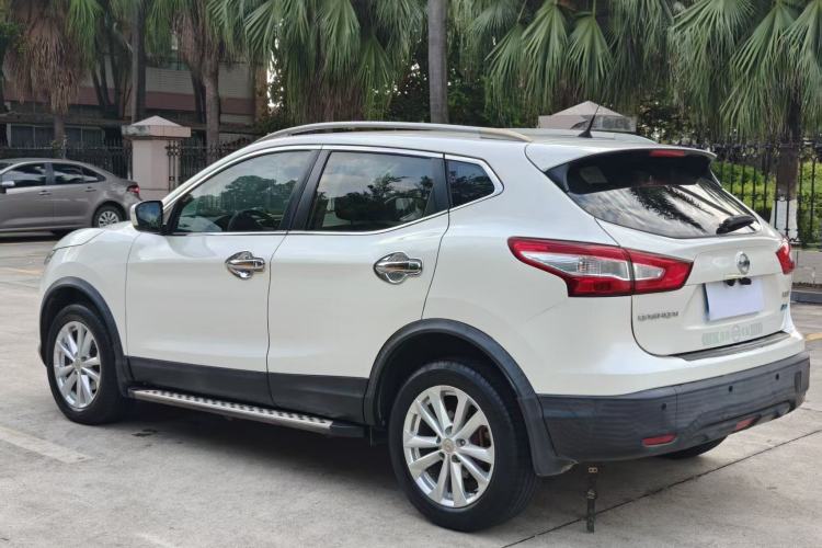 Used Nissan Qashqai 2016 1.2T CVT Fashion Edition Exterior 8
