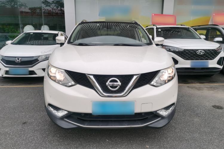 Used Nissan Qashqai 2016 2.0L CVT Flagship Edition Front