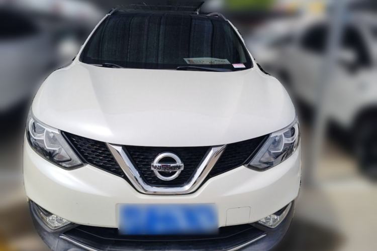 Used Nissan Qashqai 2016 2.0L CVT Luxury Edition Front
