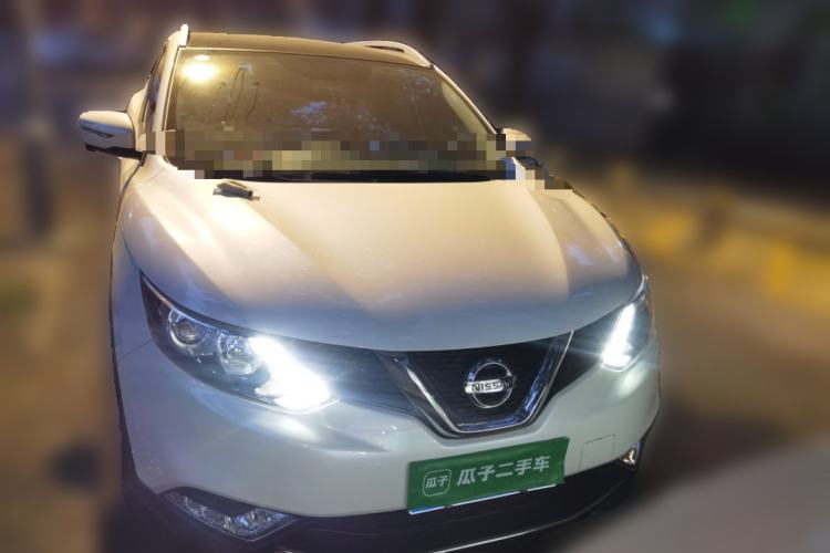 Used Nissan Qashqai 2016 2.0L CVT Luxury Edition Front