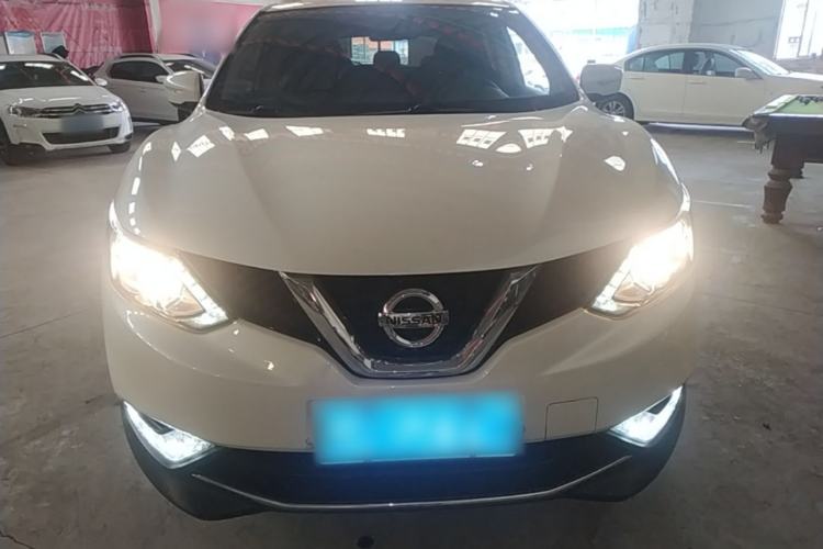 Used Nissan Qashqai 2016 2.0L CVT Elite Edition Front