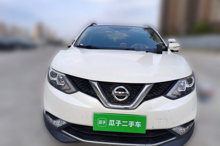 Used Nissan Qashqai 2016 2.0L CVT Luxury Edition Front