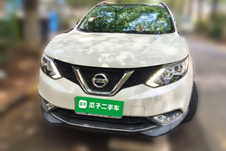 Used Nissan Qashqai 2016 2.0L CVT Luxury Edition Front