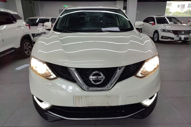 Used Nissan Qashqai 2016 2.0L CVT Elite Edition Front