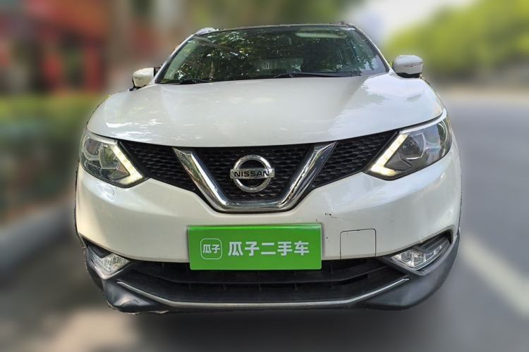 Used Nissan Qashqai 2016 2.0L CVT Luxury Edition Front