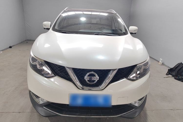 Used Nissan Qashqai 2016 2.0L CVT Luxury Edition Front