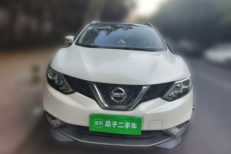 Used Nissan Qashqai 2016 2.0L CVT Luxury Edition Front