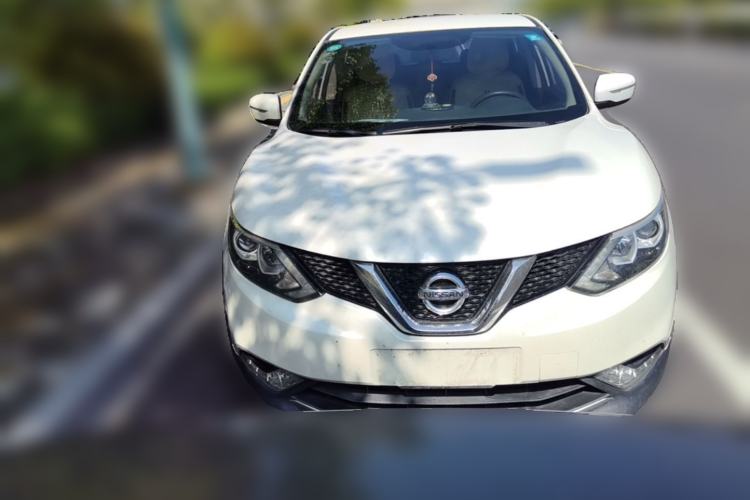 Used Nissan Qashqai 2016 2.0L CVT Elite Edition Front