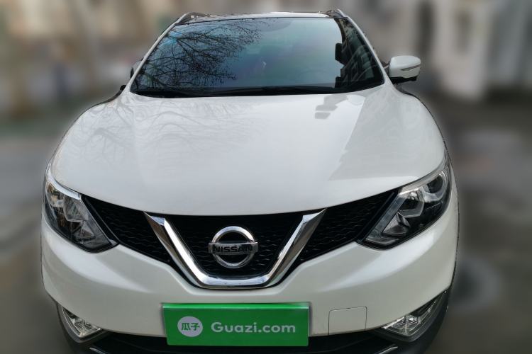 Used Nissan Qashqai 2016 2.0L CVT Luxury Edition Front