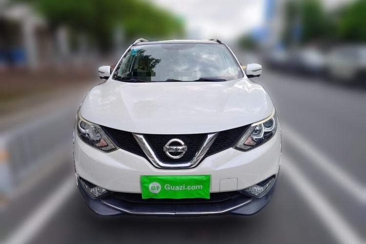 Used Nissan Qashqai 2016 2.0L CVT Luxury Edition Front