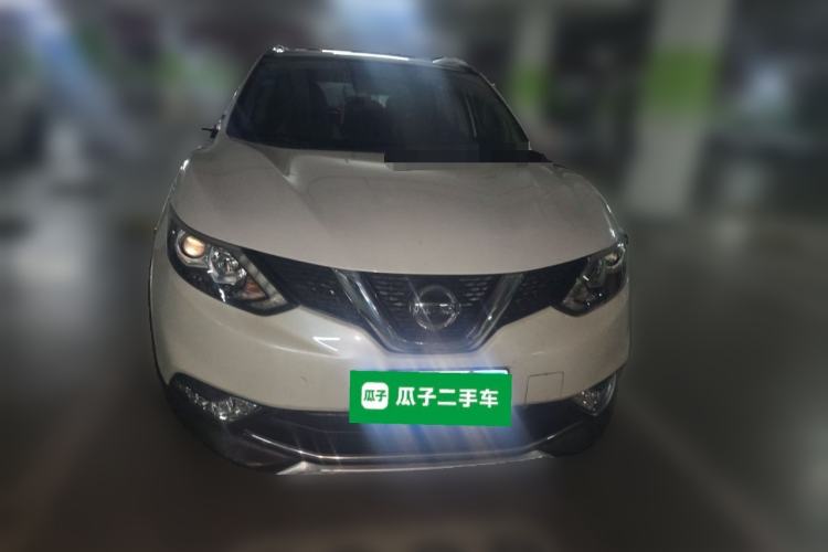 Used Nissan Qashqai 2016 2.0L CVT Luxury Edition Front