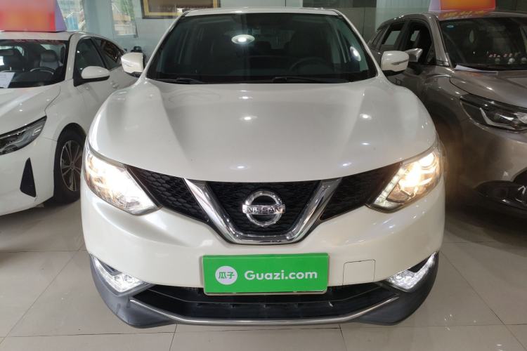 Used Nissan Qashqai 2016 2.0L CVT Elite Edition Front