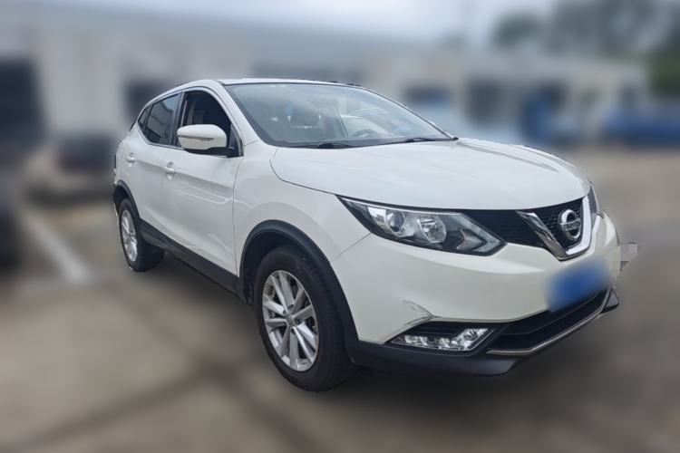 Used Nissan Qashqai 2016 2.0L CVT Elite Edition Front Right 45 Deg